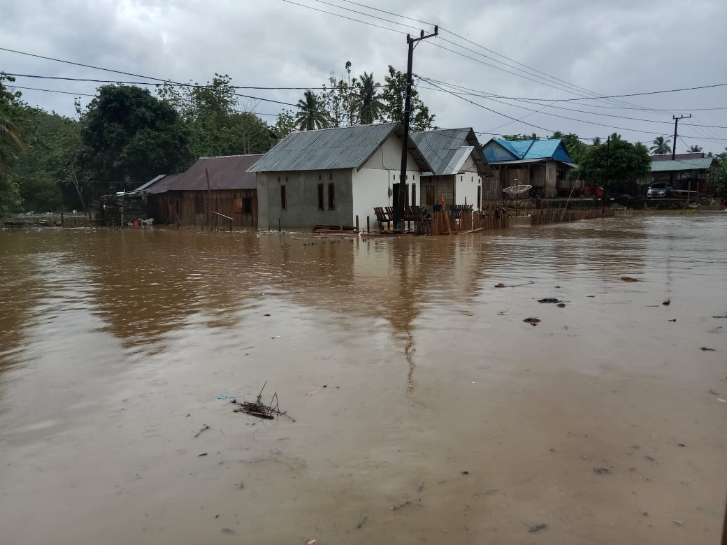 Lagi, Desa Labunti Muna Terendam Banjir, Genangan Air Setinggi Pinggang Orang Dewasa