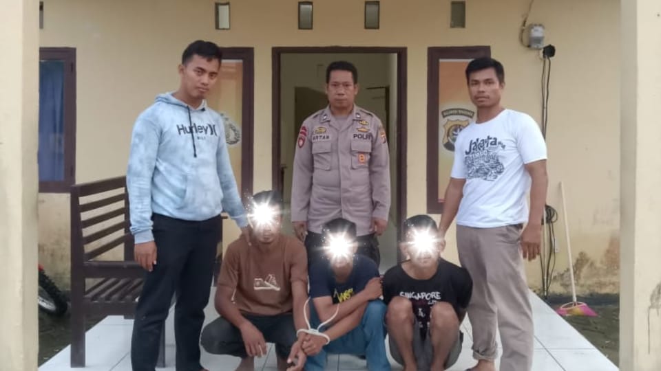 Diduga Curi Besi PLTU, Tiga Pemuda Asal Kota Kendari Ditangkap Polsek Moramo Utara