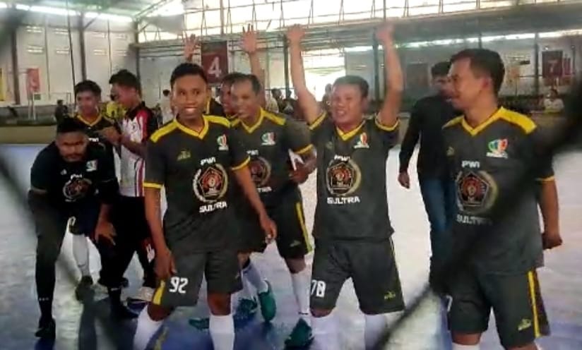 Catat Sejarah, PWI Sultra Lolos Semi Final Futsal Porwanas Jatim