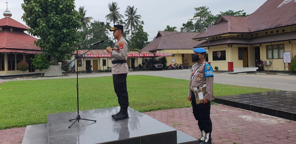 Langgar KEPP, Polres Konawe Selatan Gelar Upacara PTDH Seorang Personelnya