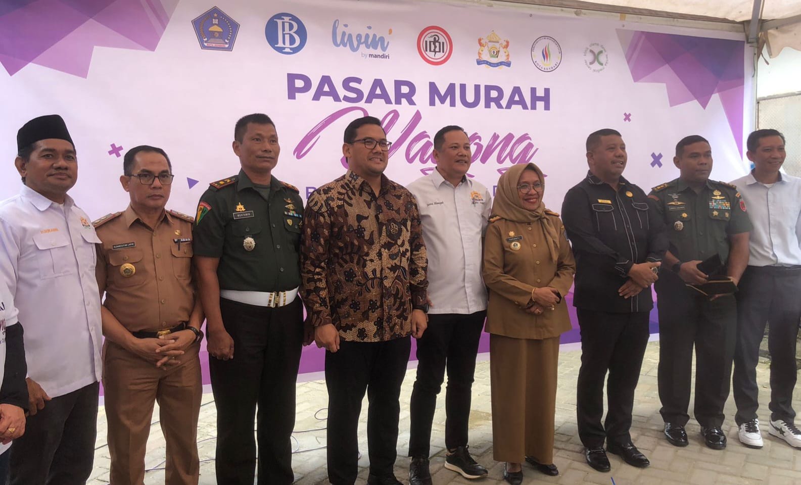 Pasar Murah Kadin Sultra, BI dan Perumda di Wayong Gunakan Pembayaran Non Tunai