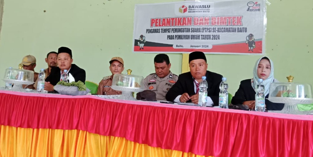 Jelang Pemilu 2024, Panwas TPS se-Kecamatan Baito Konawe Selatan Dilantik