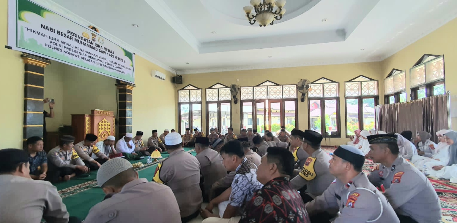 Isra Mikraj 2024, Kapolres Konawe Selatan Ajak Personel dan Bhayangkari Untuk Menjaga Salat
