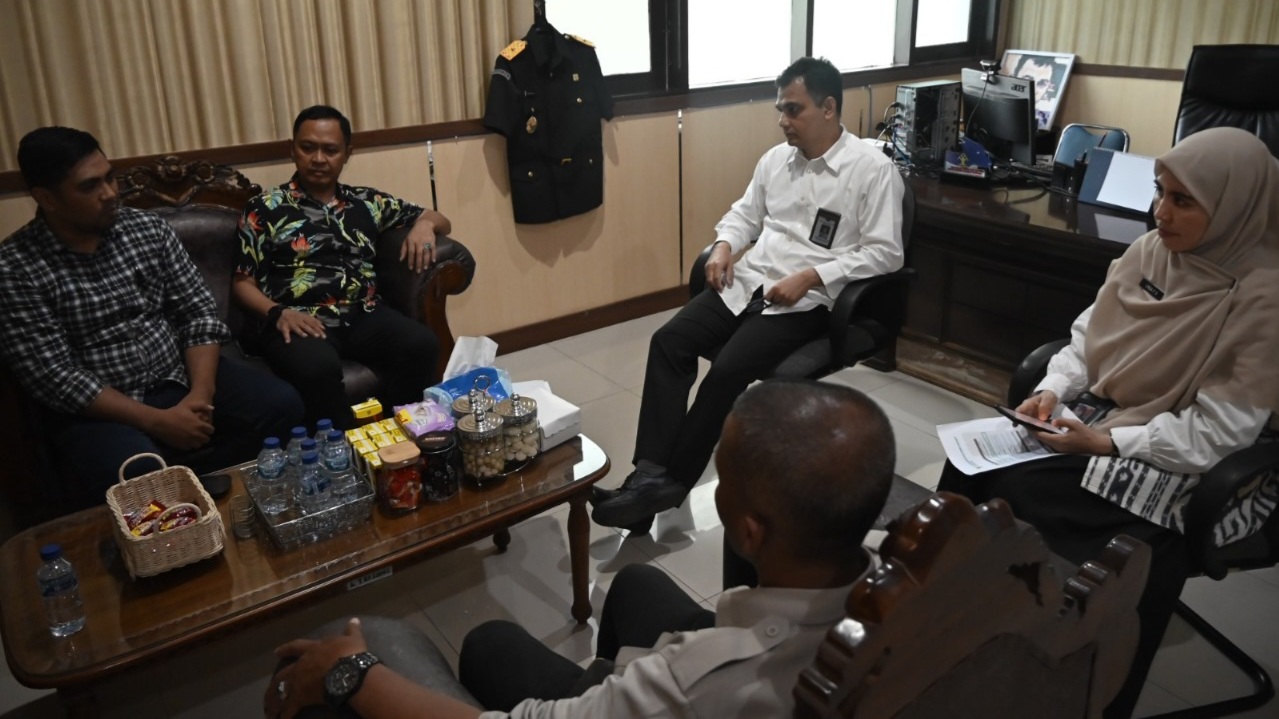 Respons Aduan KTBM, Kemenkum Sultra Ancam Pecat Notaris Nakal