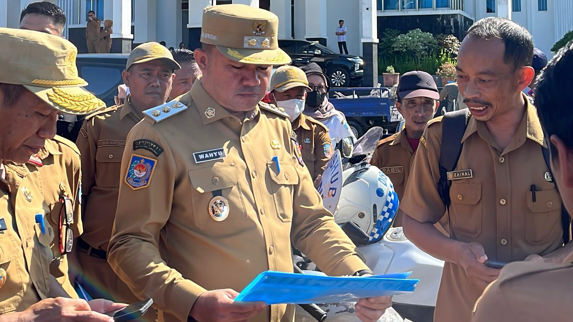Sidak Randis, Wakil Bupati Wahyu Imran Temukan Kendaraan Tak Penuhi Standar Kelengkapan dan Kebersihan