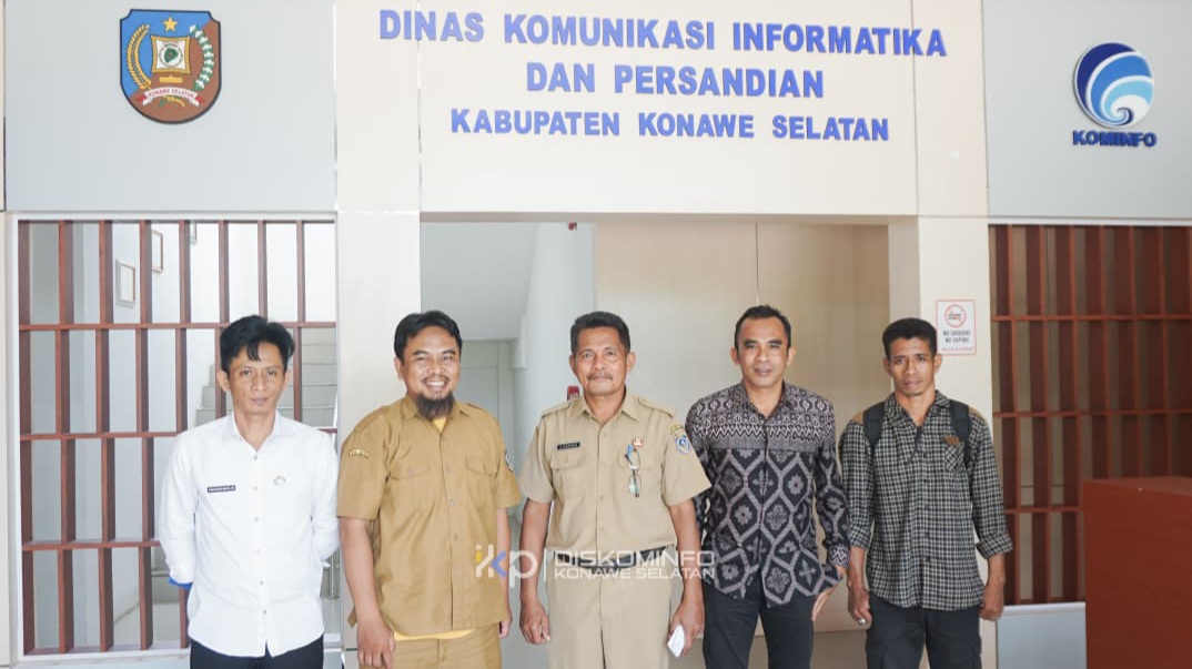 Diskominfo Muna Barat Gelar Studi Tiru Pengelolaan Aplikasi Informatika Mandiri di Konawe Selatan
