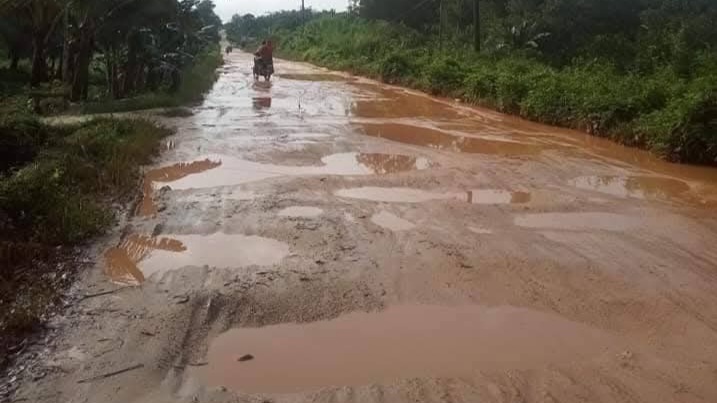 Warga Lalembuu Kecewa, Pemprov Sultra Tak Alokasikan Perbaikan Jalan di 2026