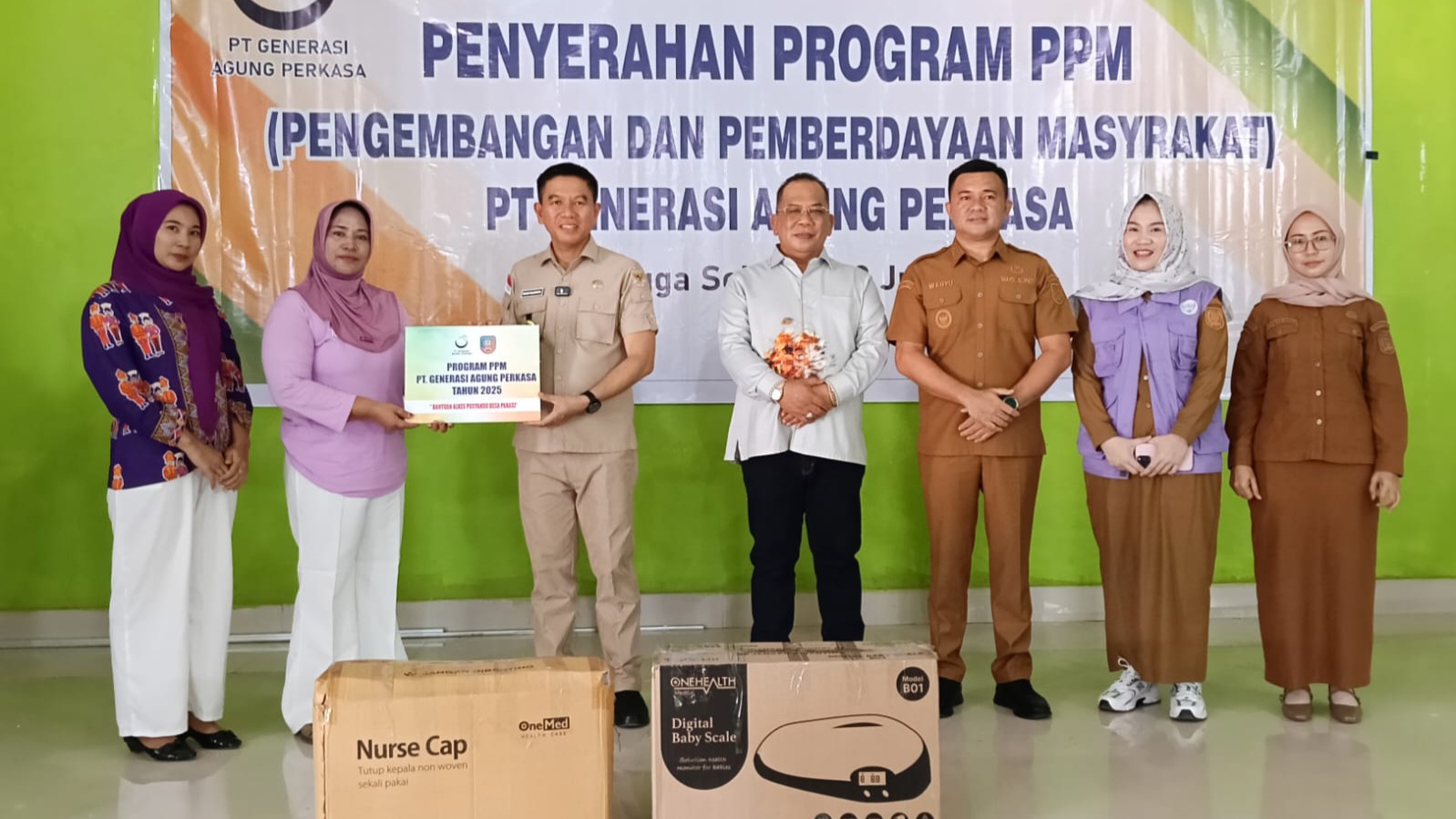Serahkan Bantuan PPM PT GAP, Bupati Konsel Ajak Perusahaan Tambang Perkuat Kolaborasi Pembangunan Daerah