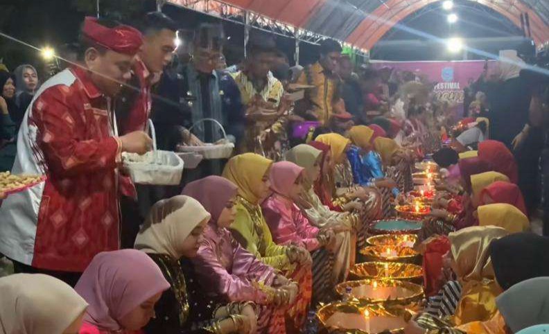 Kamomose: Tradisi Unik Buton Tengah yang Memikat Hati