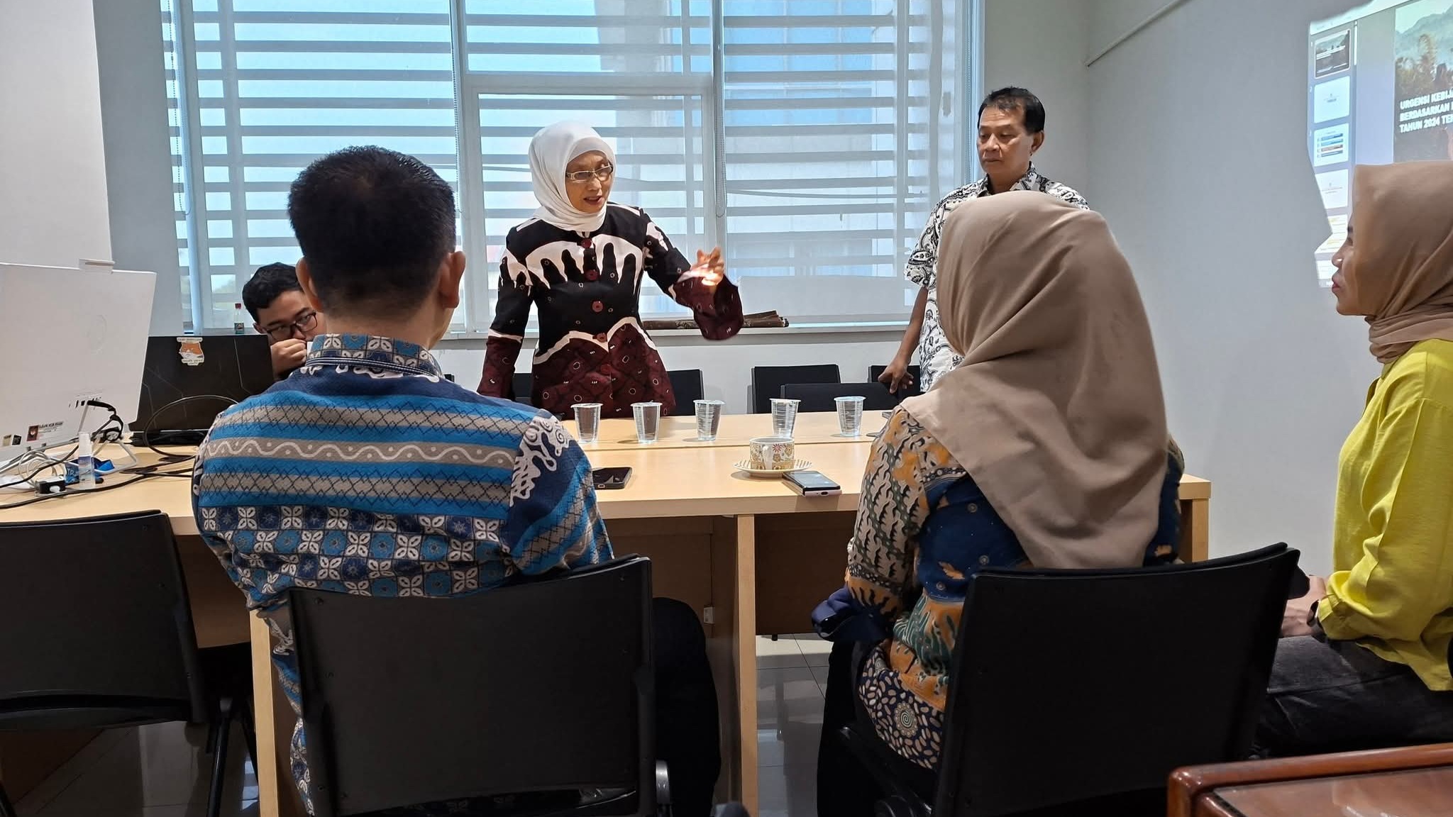 Pertama di Indonesia Selesaikan Registrasi Kelembagaan, Tri Tito Karnavian Apresiasi TP Posyandu Konawe Selatan