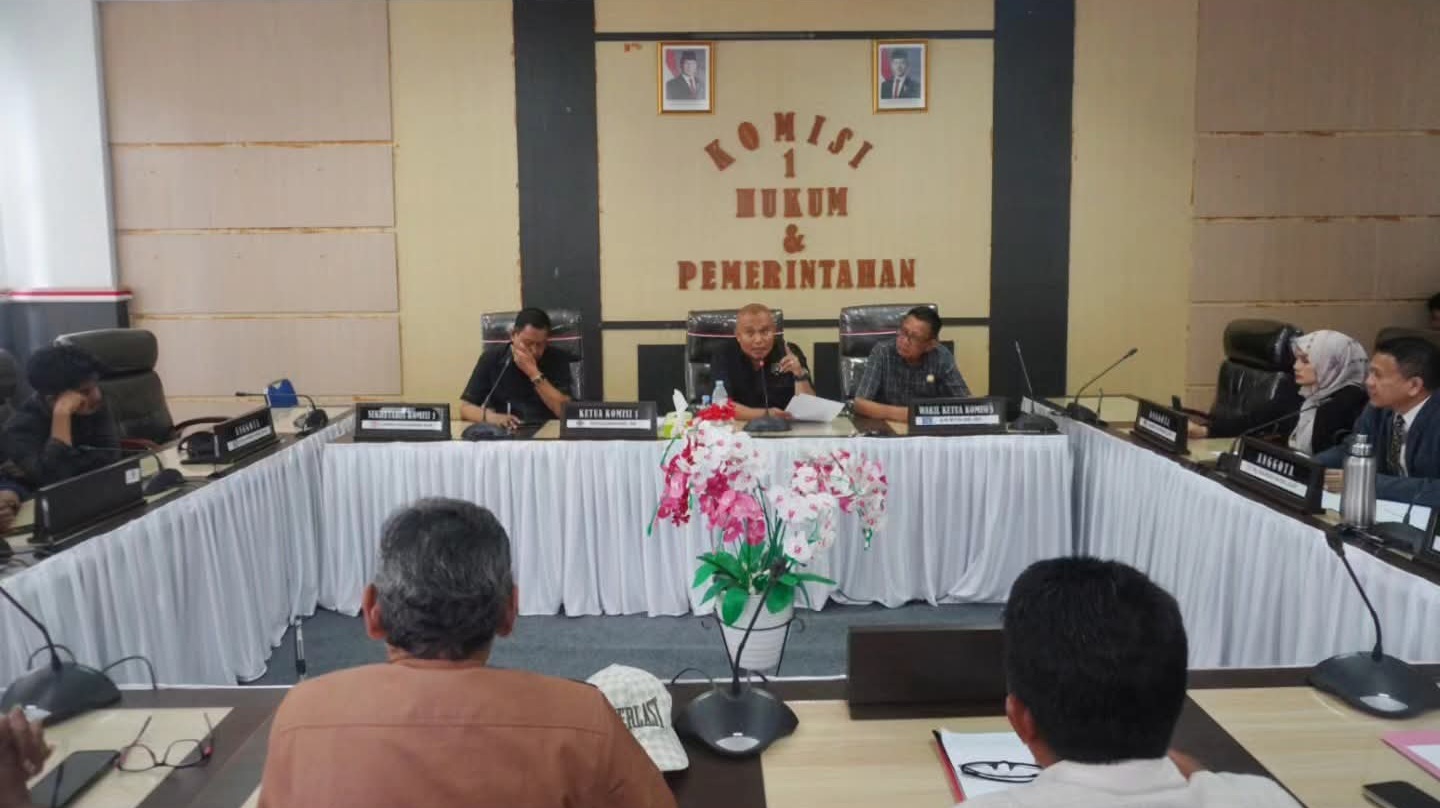 Gaji Karyawan Swalayan MGM di Bawah UMK - Tanpa BPJS, SBSI Kota Kendari Sebut Langgar UU Gaji Karyawan Swalayan MGM di Bawah UMK - Tanpa BPJS, SBSI Kota Kendari Sebut Langgar UU