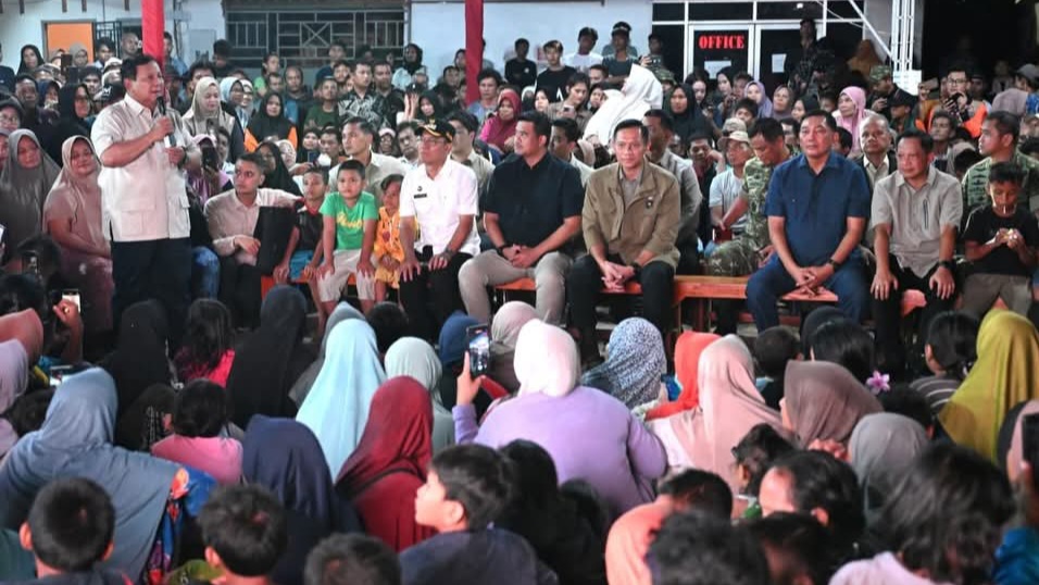 Tanpa Sekat, Presiden Prabowo Tahun Baru Bersama Warga Terdampak Bencana di Tapanuli Selatan