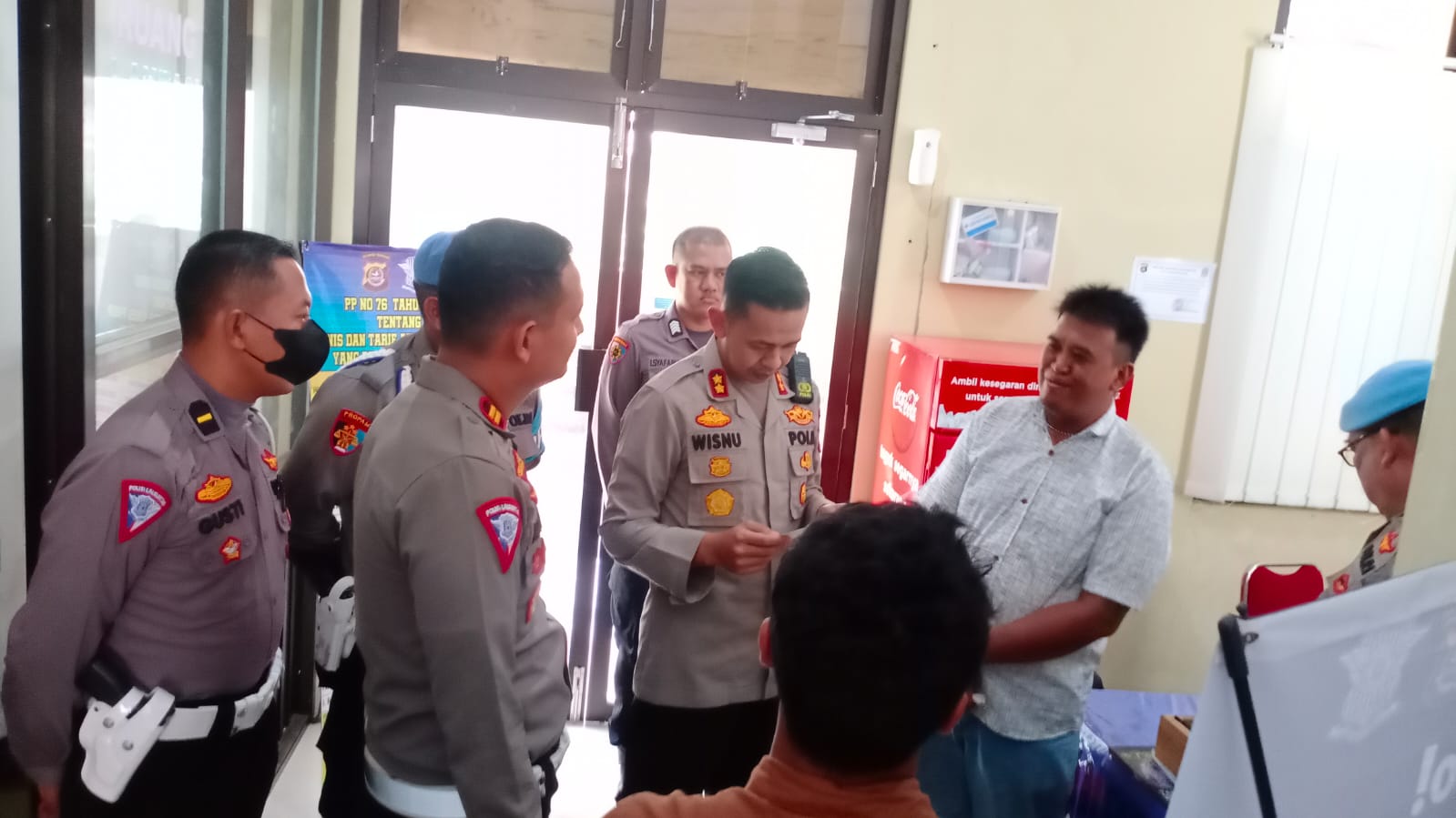 Pastikan Pelayanan SIM Tidak Ada Kendala dan Sesuai Prosedur, Kapolres Konsel Gelar Sidak