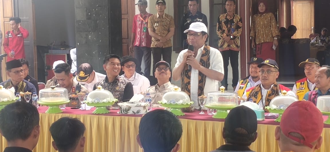 Tindaklanjuti Aspirasi Jalan Rusak, Komisi V DPR Kunjungi Konawe Selatan