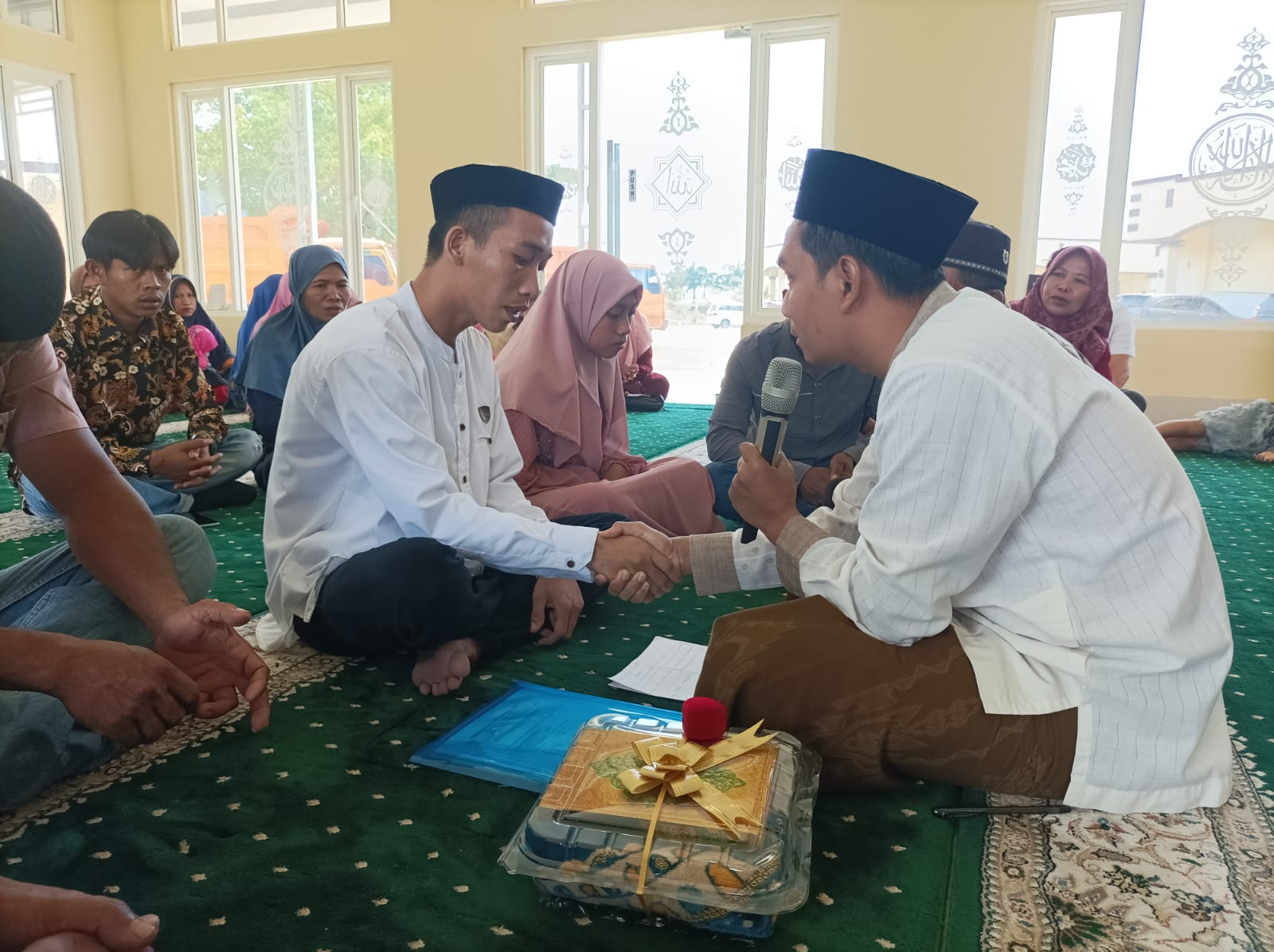 Tersangka dan Korban Persetubuhan Nikah di Masjid Polres Kolut