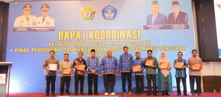 Gubernur Ali Mazi Buka Rakor Pelaksanaan Program dan Anggaran Dikbud Sultra