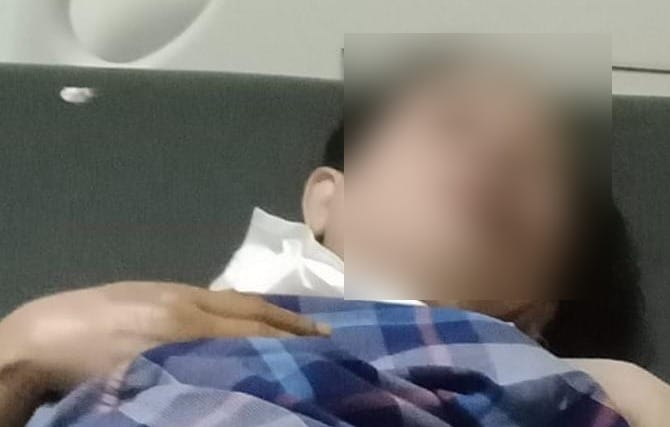 Pulang dari Pasar, Seorang Ibu di Muna Disiram Air Keras oleh OTK