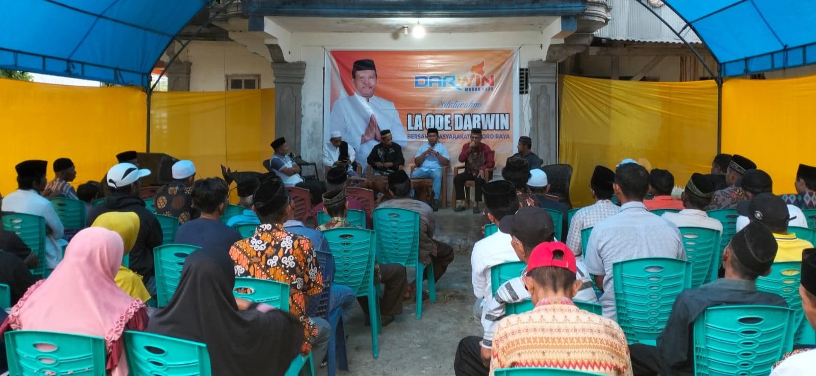 Meski Hujan Deras, Tokoh Masyarakat Tiworo Raya Antusias Hadiri Bukber La Ode Darwin