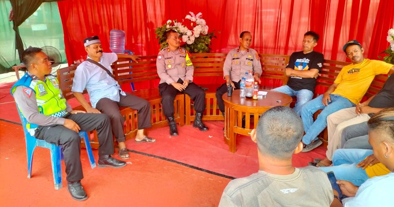 Polres Konsel Gelar Ngopi Bareng di Pelabuhan Torobulu