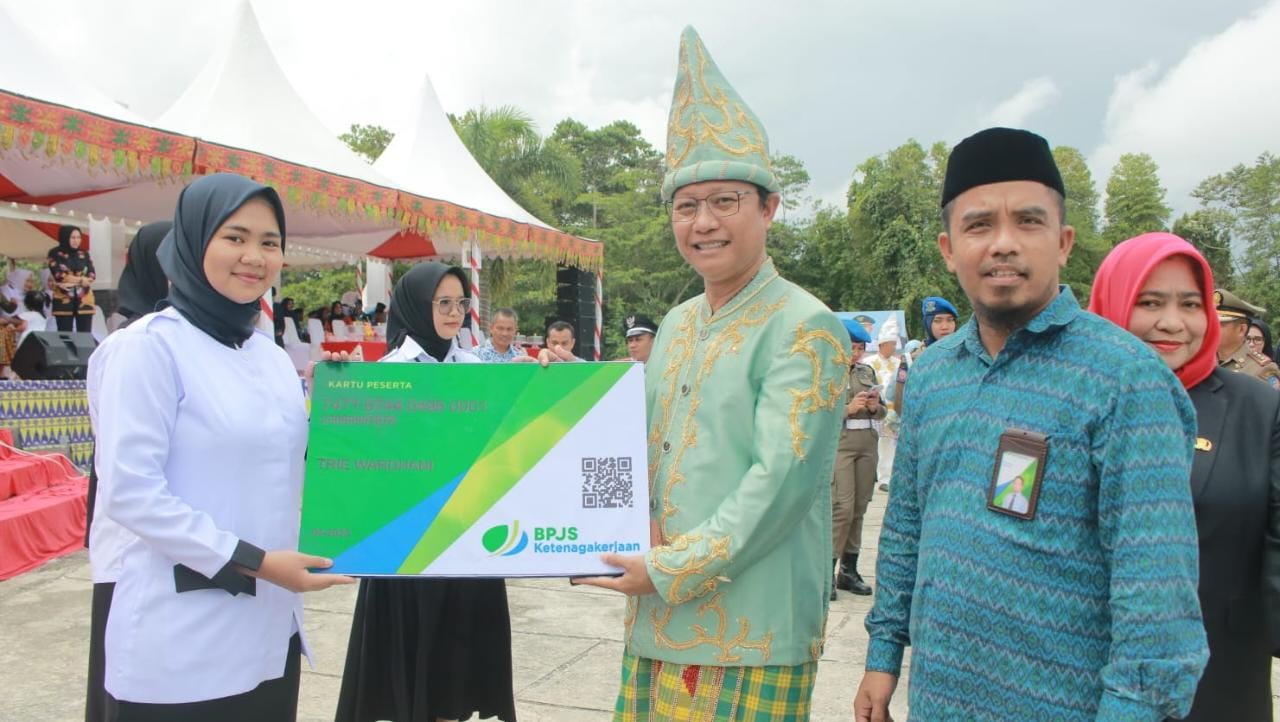 Konsel Dapat Penghargaan Kabupaten ODF