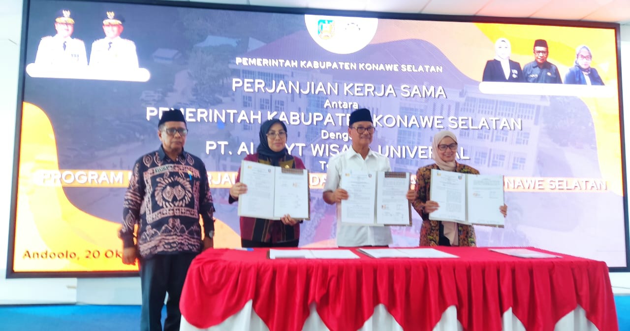 Teken MoU dengan PT Albayt Wisata Universal, Pemda Konawe Selatan Umrahkan 30 Warganya