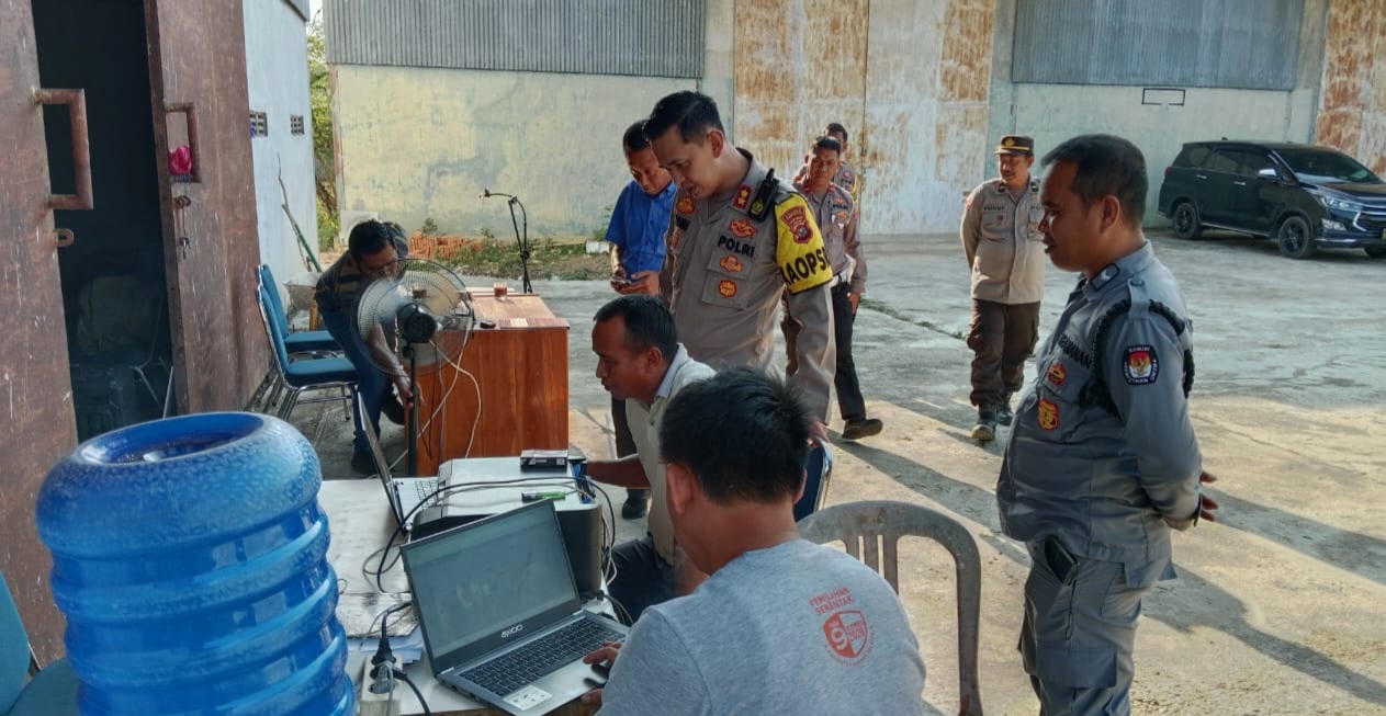 Tingkatkan Koordinasi Pengamanan Pelaksanaan Pemilu 2024, Kapolres Konawe Selatan Kunker ke KPU dan Bawaslu