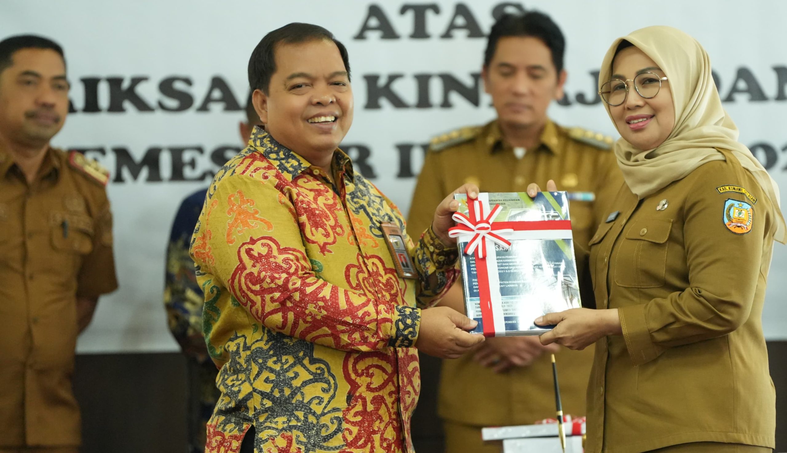 Pemda Konawe Selatan Terima LHP PDTT BPK RI Perwakilan Sultra 2023