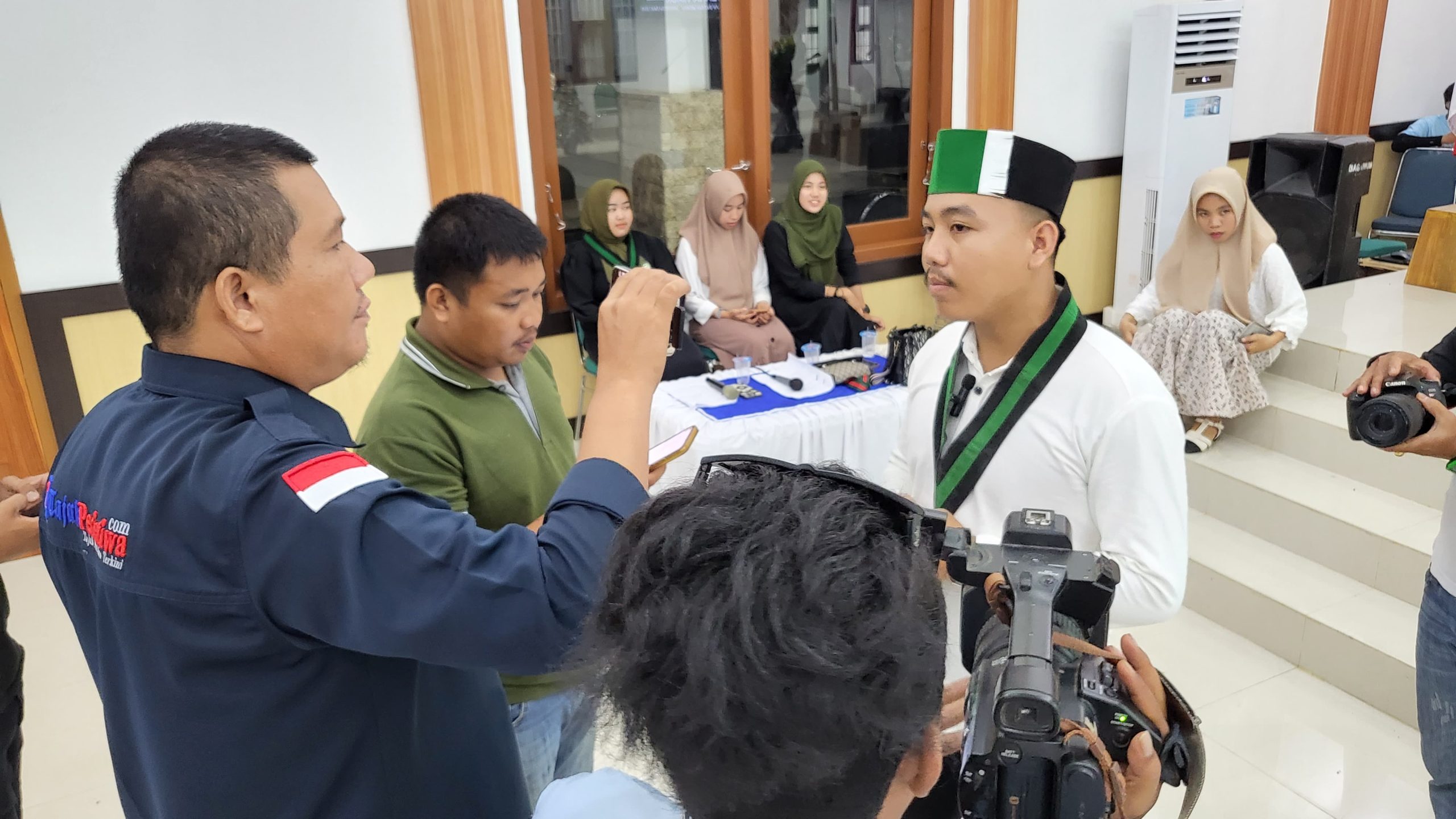 Kader PMII Sultra Ditikam OTK, HMI Kolaka Timur Minta Polisi Tangkap Pelaku