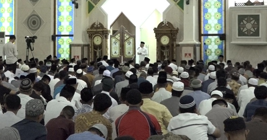 Kunker di Bumi Anoa, Wapres Ma'ruf Amin Salat Tarawih di Masjid Raya Al-Kautsar