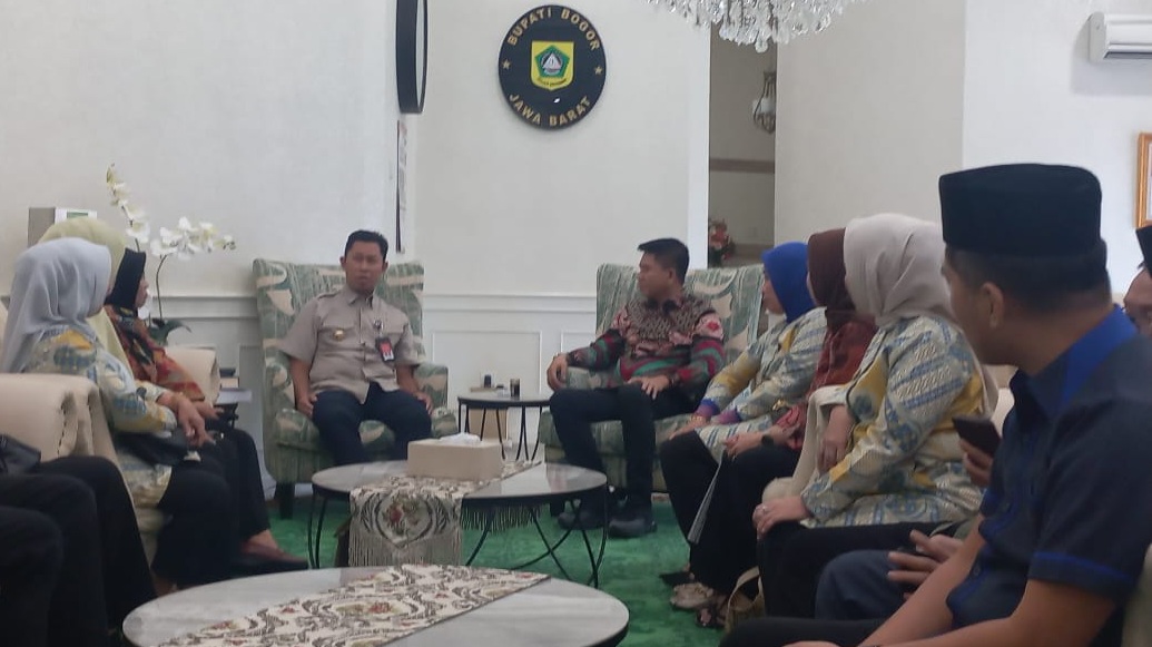 Tingkatkan Kualitas Pelayanan Publik Pemda, DPRD Konawe Selatan Kajian di Cibinong Bogor