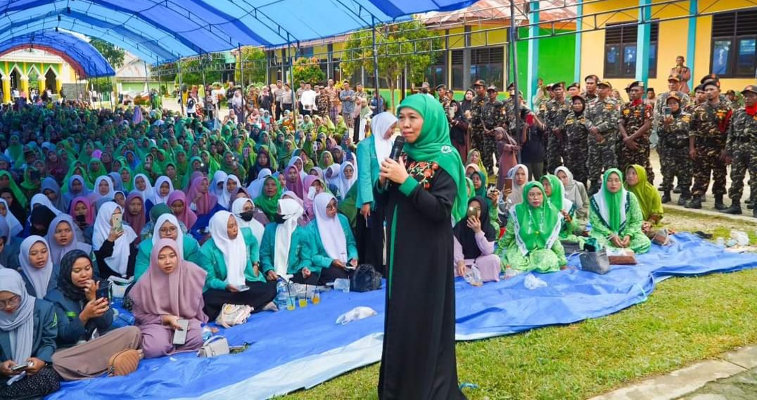 Hadiri Halalbihalal Ponpes Minhajut Thullab Konawe Selatan, Ini Pesan Khofifah Indar Parawansa