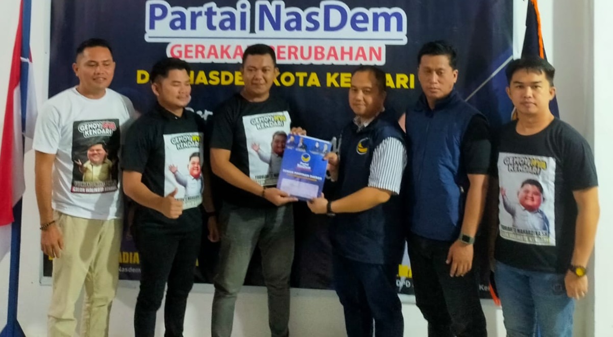 Usai Daftar Tiga Parpol, Bacalon Wali Kota Kendari Yudhianto Mahardika Mendaftar di Partai Nasdem
