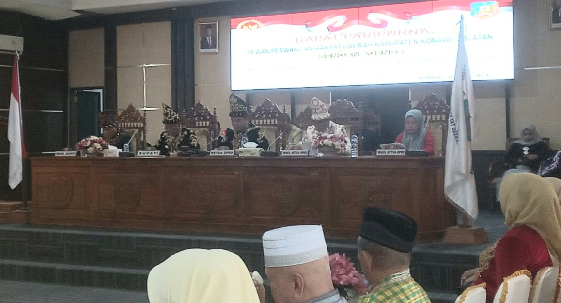 Paripurna HUT ke-21 Konawe Selatan, Irham Kalenggo Ajak Seluruh Pemangku Jabatan Terus Berbuat Demi Kemajuan Daerah