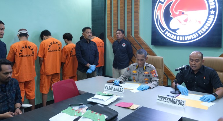 Ungkap Peredaran Narkoba Jaringan Lapas, Polda Sultra Tangkap 5 Tersangka dan 1,3 Kg Sabu