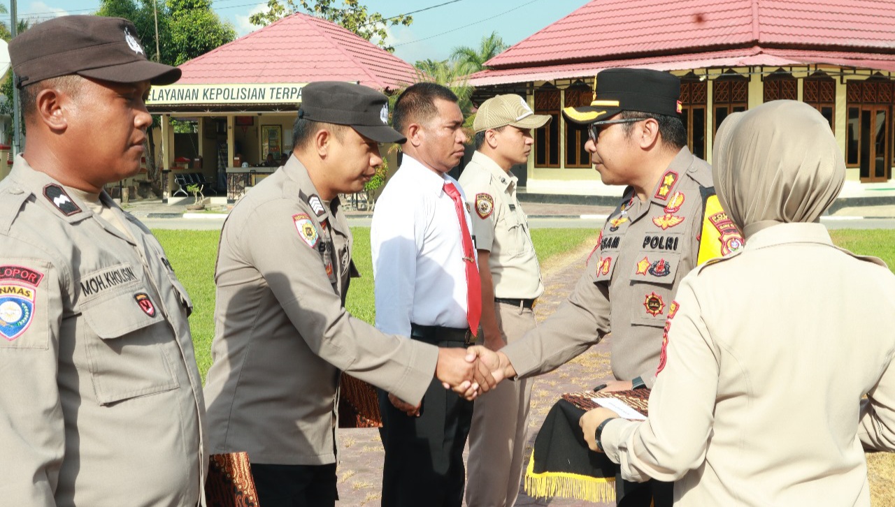 Berprestasi, 24 Personel Polres Konawe Selatan Dapat Penghargaan