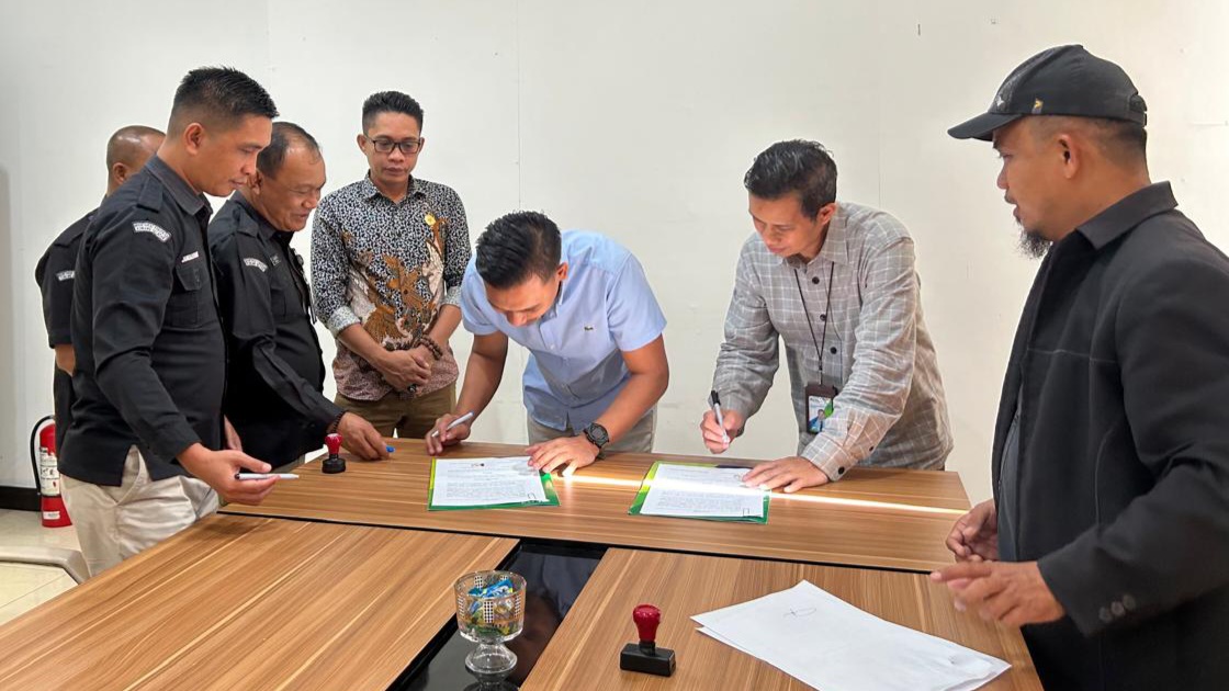 Lindungi Penyelenggara Pilkada 2024, KPU Konawe Selatan dan BPJS Ketenagakerjaan Teken MoU