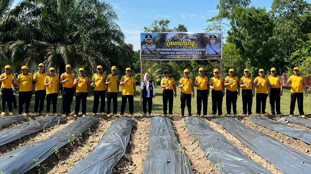 Dukung Ketahanan Pangan Nasional, Polda Sultra Tabur 1000 Benih Ikan dan Bibit Tanaman Pangan di Konawe