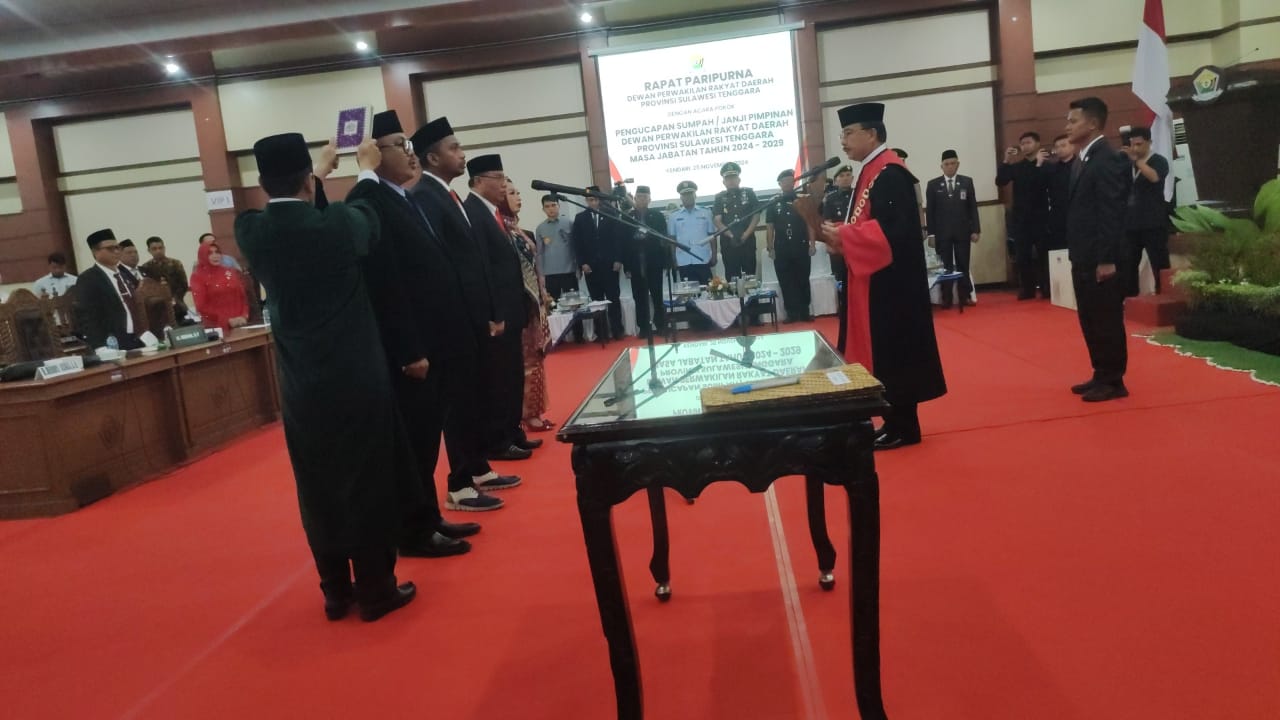 Pimpinan DPRD Sultra Periode 2024-2029 Resmi Dilantik