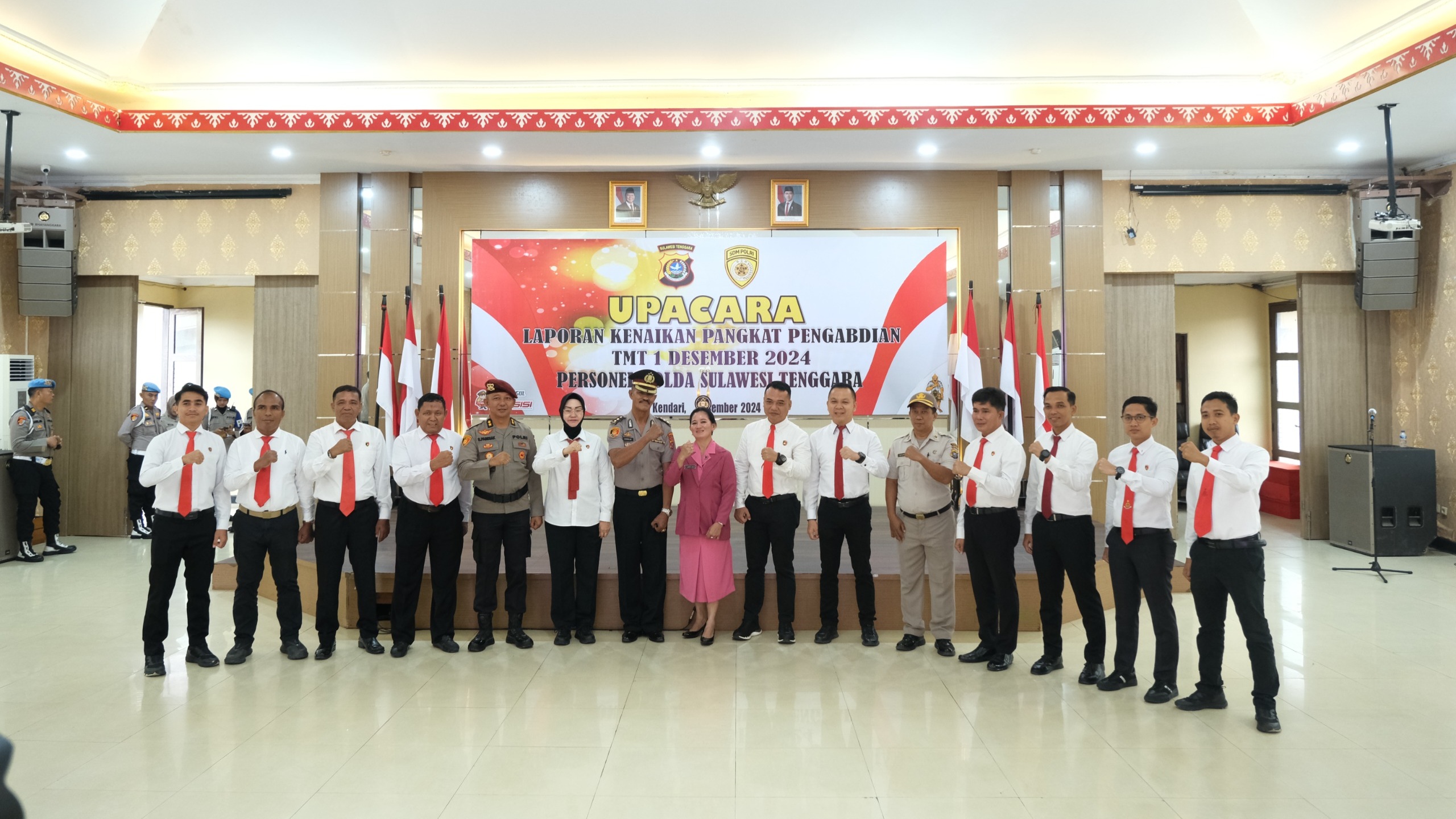 Wakapolda Pimpin Upacara Kenaikan Pangkat Pengabdian Personel Polda Sultra