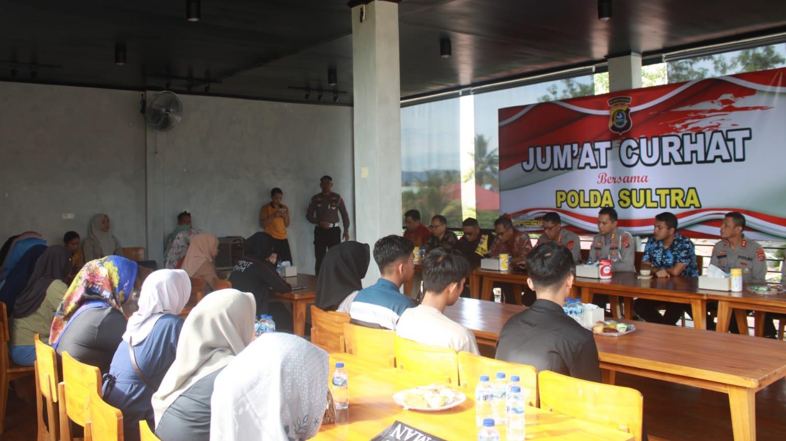 Ciptakan Kamtibmas Pasca Pilkada 2024, Polda Sultra Bincang Bersama Warga Baruga