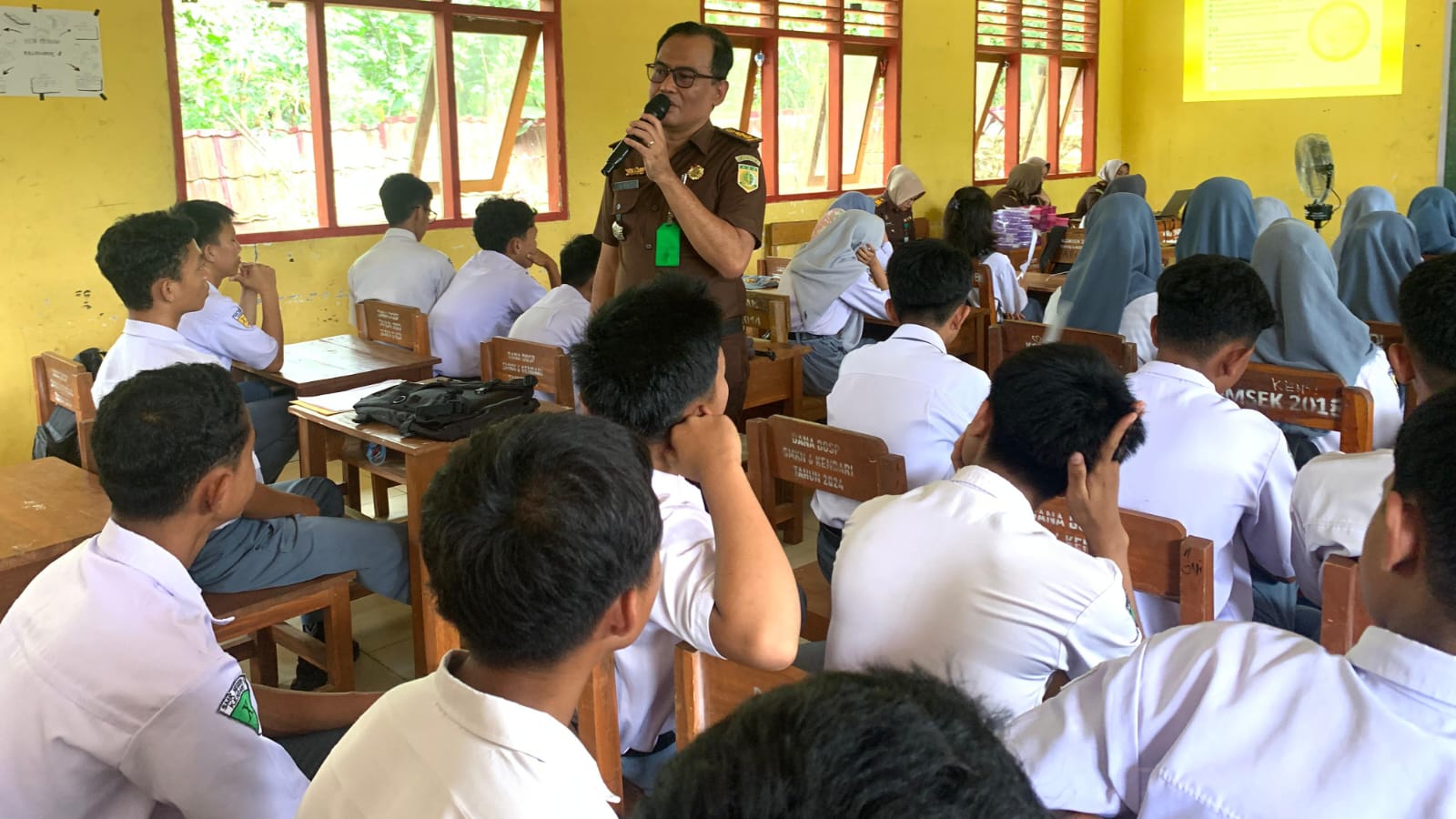 Kejati Sultra Gelar Jaksa Masuk Sekolah di SMKN 6 Kendari