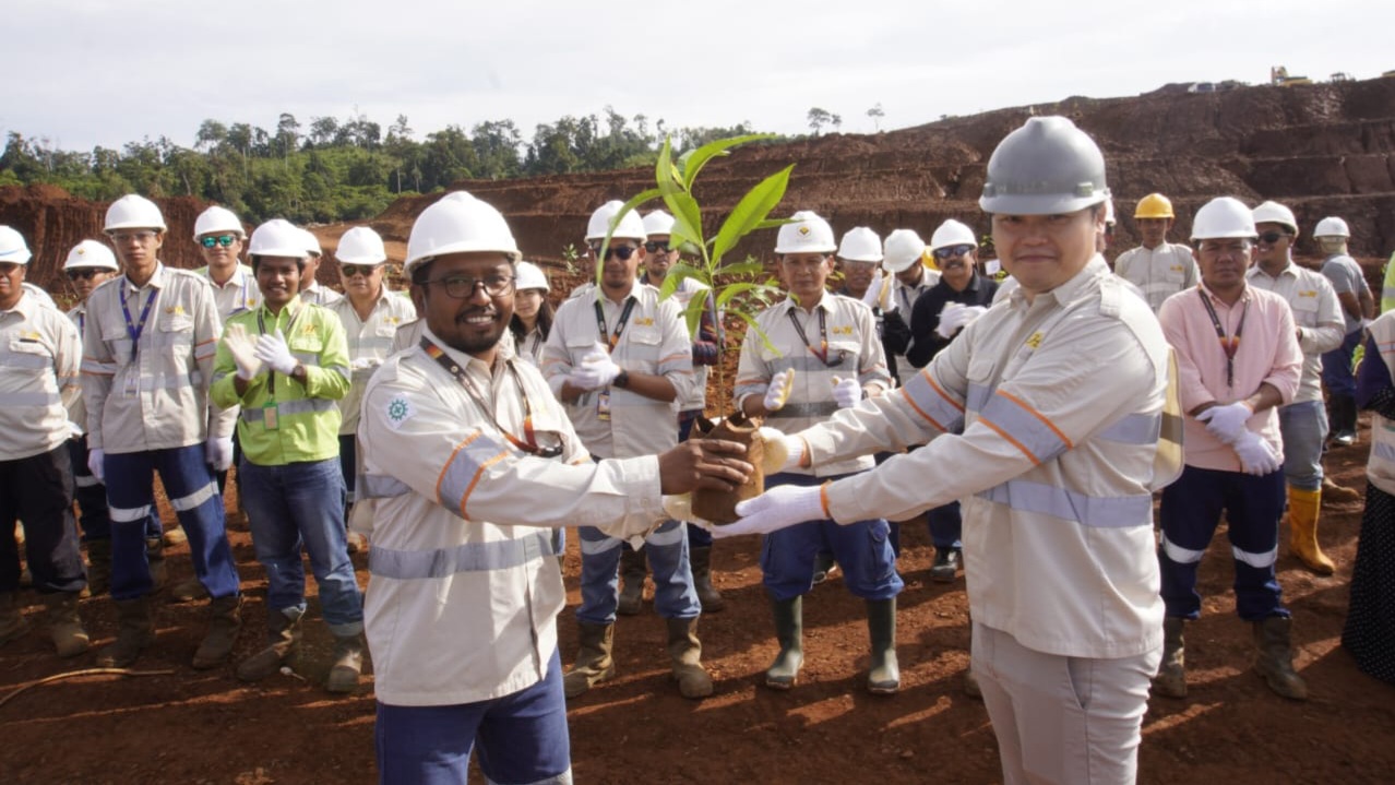Peringati Hari Bumi 2025, PT GKP Lakukan Penanaman Pohon