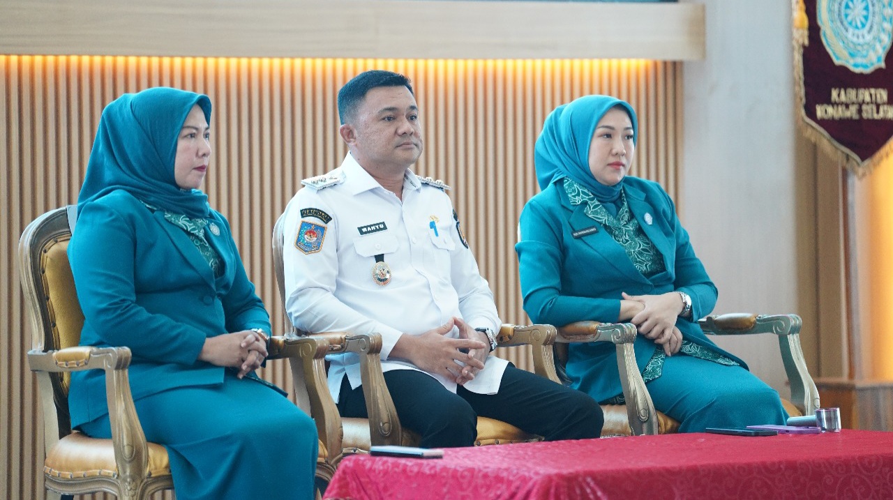 Resmi Dikukuhkan, Tim Penggerak PKK Desa Dukung Program Konsel Setara