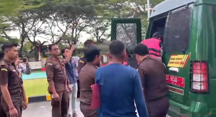 Eks Sekda Kolut Jadi Tersangka Kasus Dugaan Korupsi Masjid Rp1 Miliar