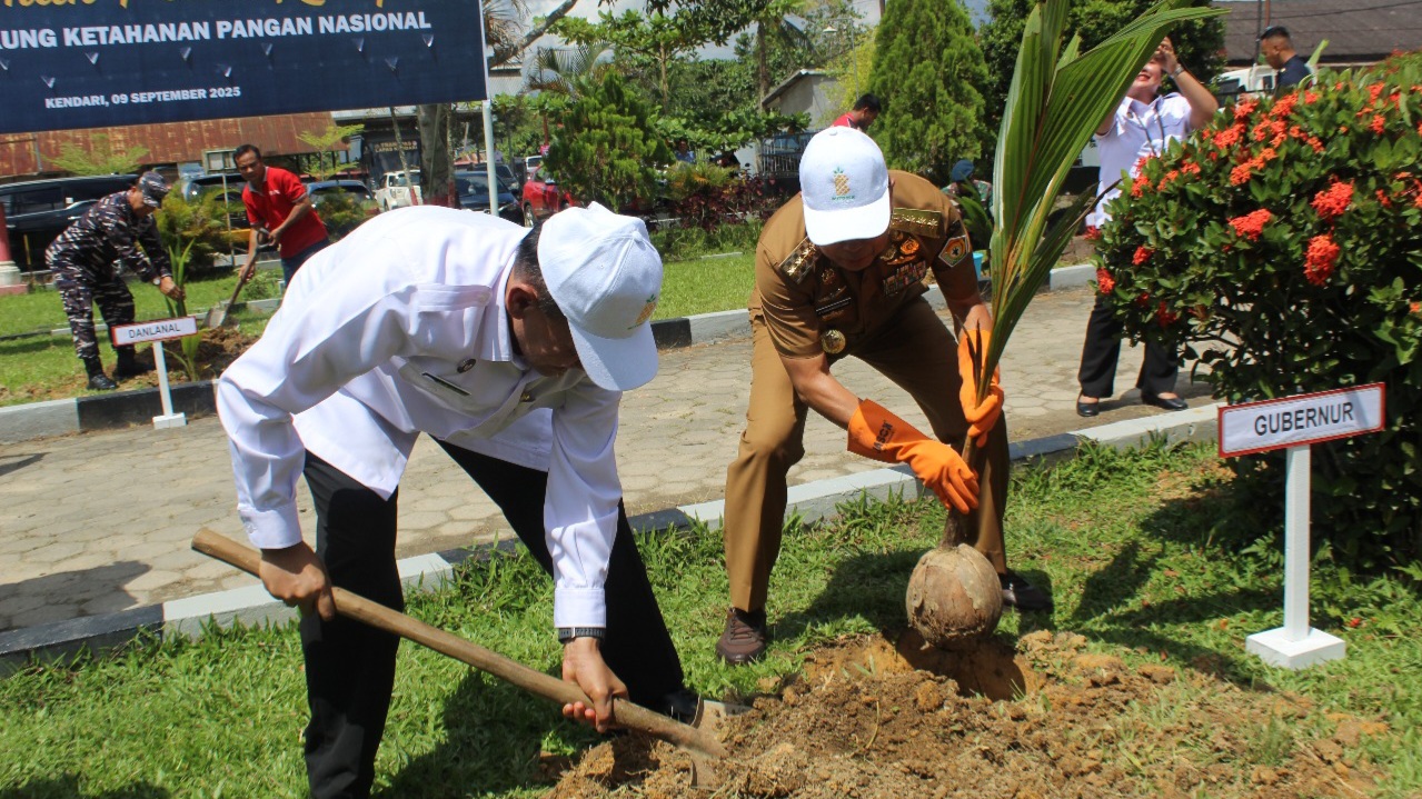 Ribuan Bibit Kelapa Hijaukan Lapas dan Rutan di Sultra