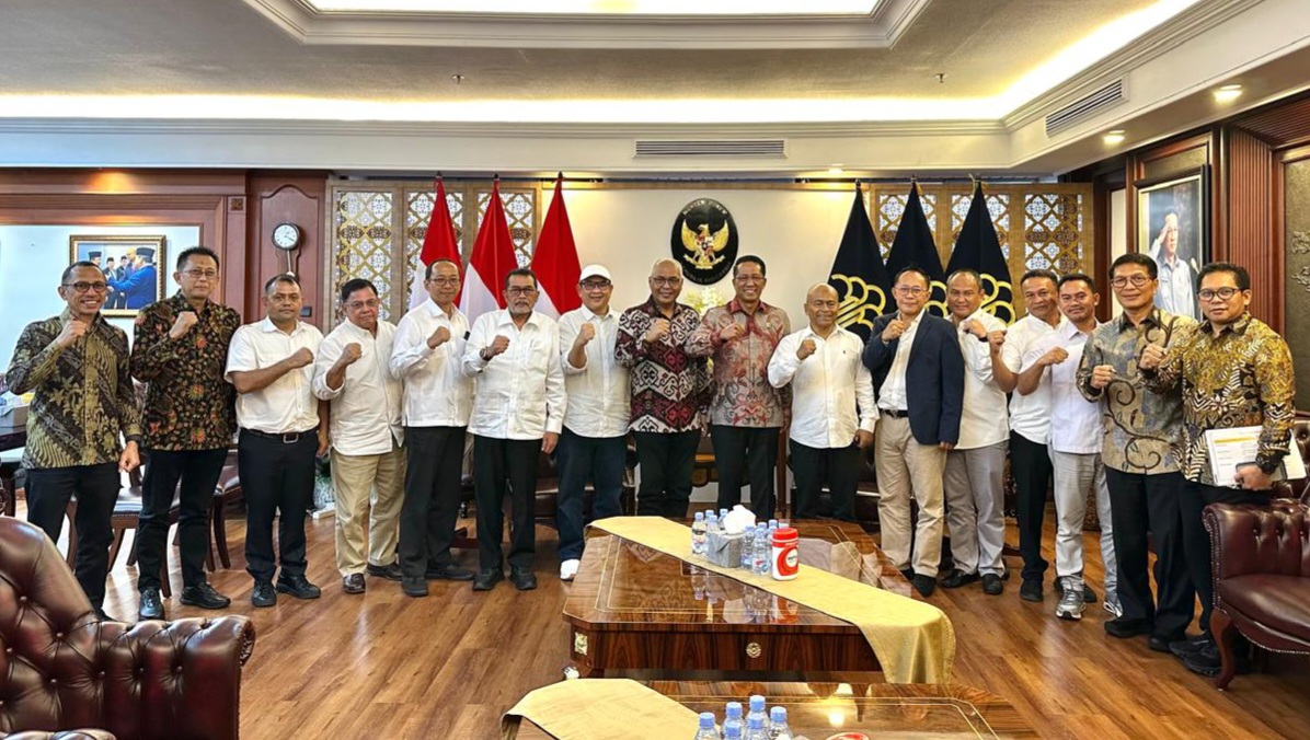 Ketum PWI Pusat dan Menteri Hukum Bertemu: Blokir Administrasi Pendaftaran Legalitas Dibuka