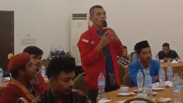 Kendaraan Dinas Super Mewah DPRD Sultra Disorot, Rasmin Jaya: Harusnya Peka Kondisi Persoalan Rakyat Kendaraan Dinas Super Mewah DPRD Sultra Disorot, Rasmin Jaya: Harusnya Peka Kondisi Persoalan Rakyat