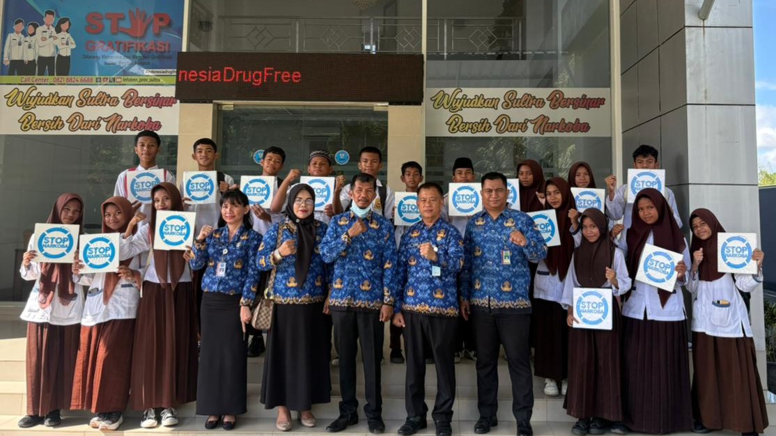 BNNP Sultra Edukasi Siswa SMPN 18 dan SD Islam Insan Unggul Kendari Tentang Bahaya Narkoba