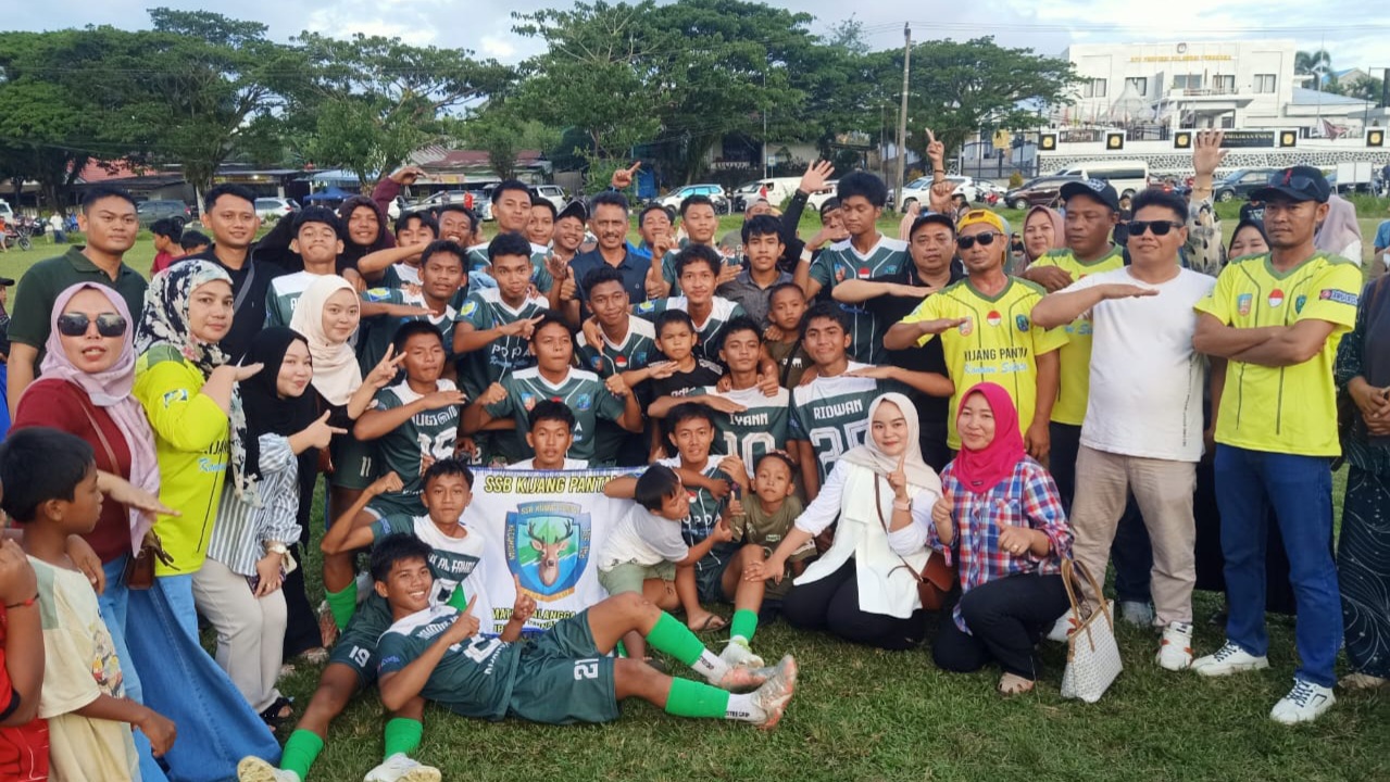 Tim Sepak Bola Konawe Selatan Raih Emas di Popda Sultra 2025 Tim Sepak Bola Konawe Selatan Raih Emas di Popda Sultra 2025