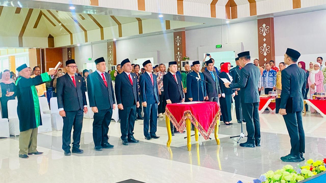 Perkuat Pemerintahan 2026, Bupati Konsel Lantik Sembilan Pejabat Eselon II